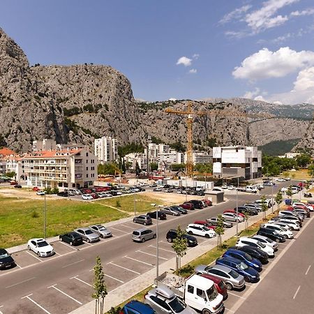 Green 'N Grey Omis Ngoại thất bức ảnh
